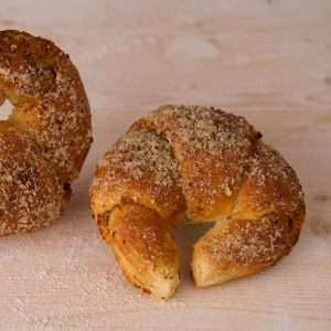Nussbutterkipferl