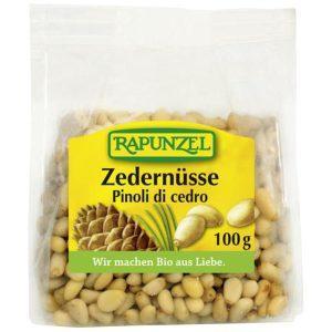 Zedernüsse